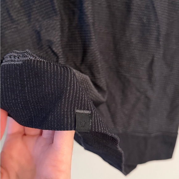 Lululemon What The Sport Black Grey Mesh T Shirt - Picture 4 of 4